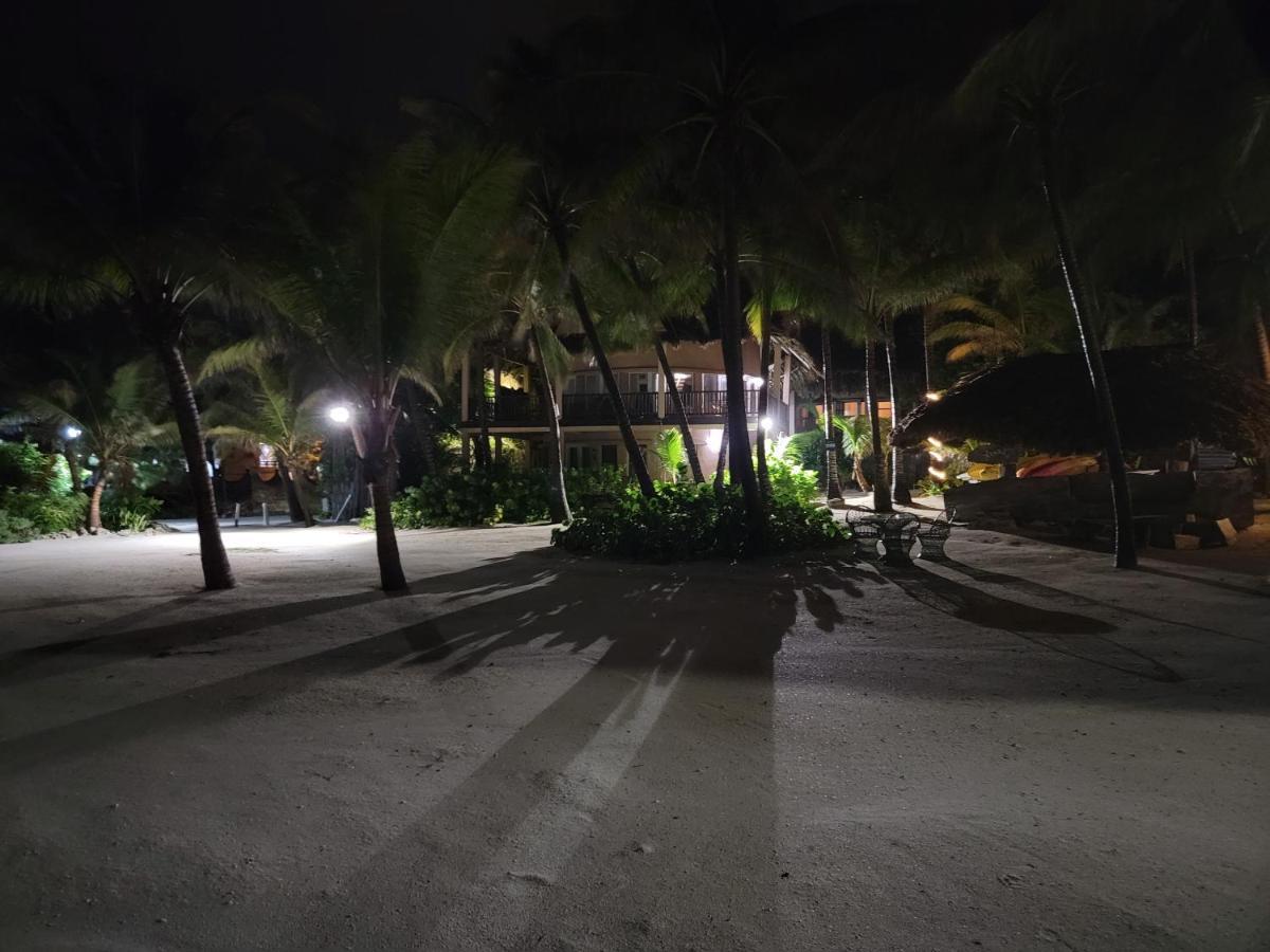 Xanadu Island Resort Сан Педро Екстериор снимка