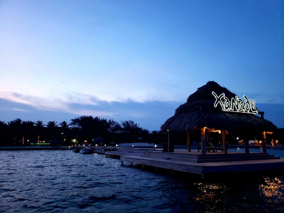 Xanadu Island Resort Сан Педро Екстериор снимка